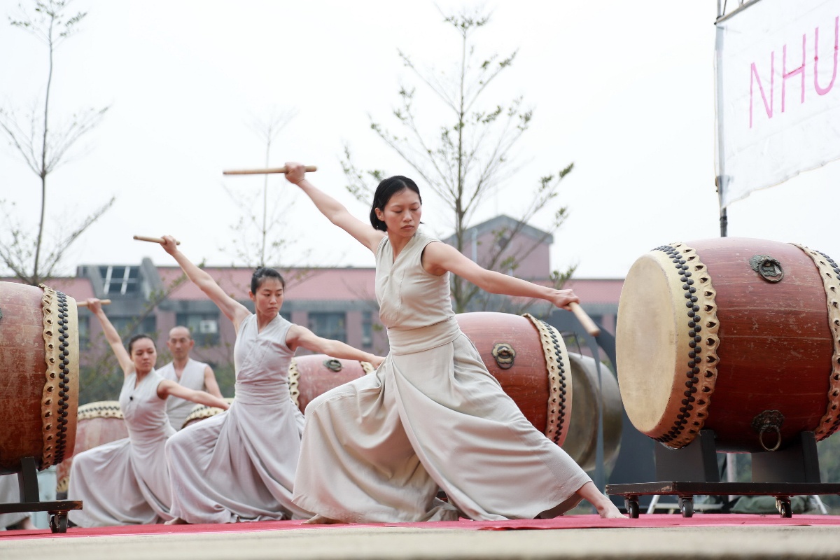 南華大學2016藝術季震撼登場，優人神鼓揭開序幕 展現國際級視聽饗宴。